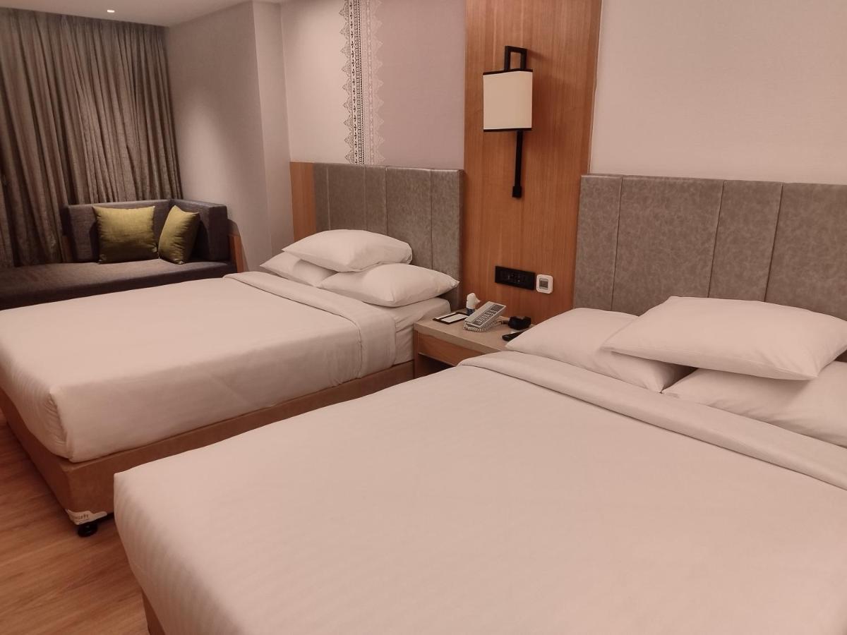 Courtyard By Marriott Tiruchirappalli エクステリア 写真