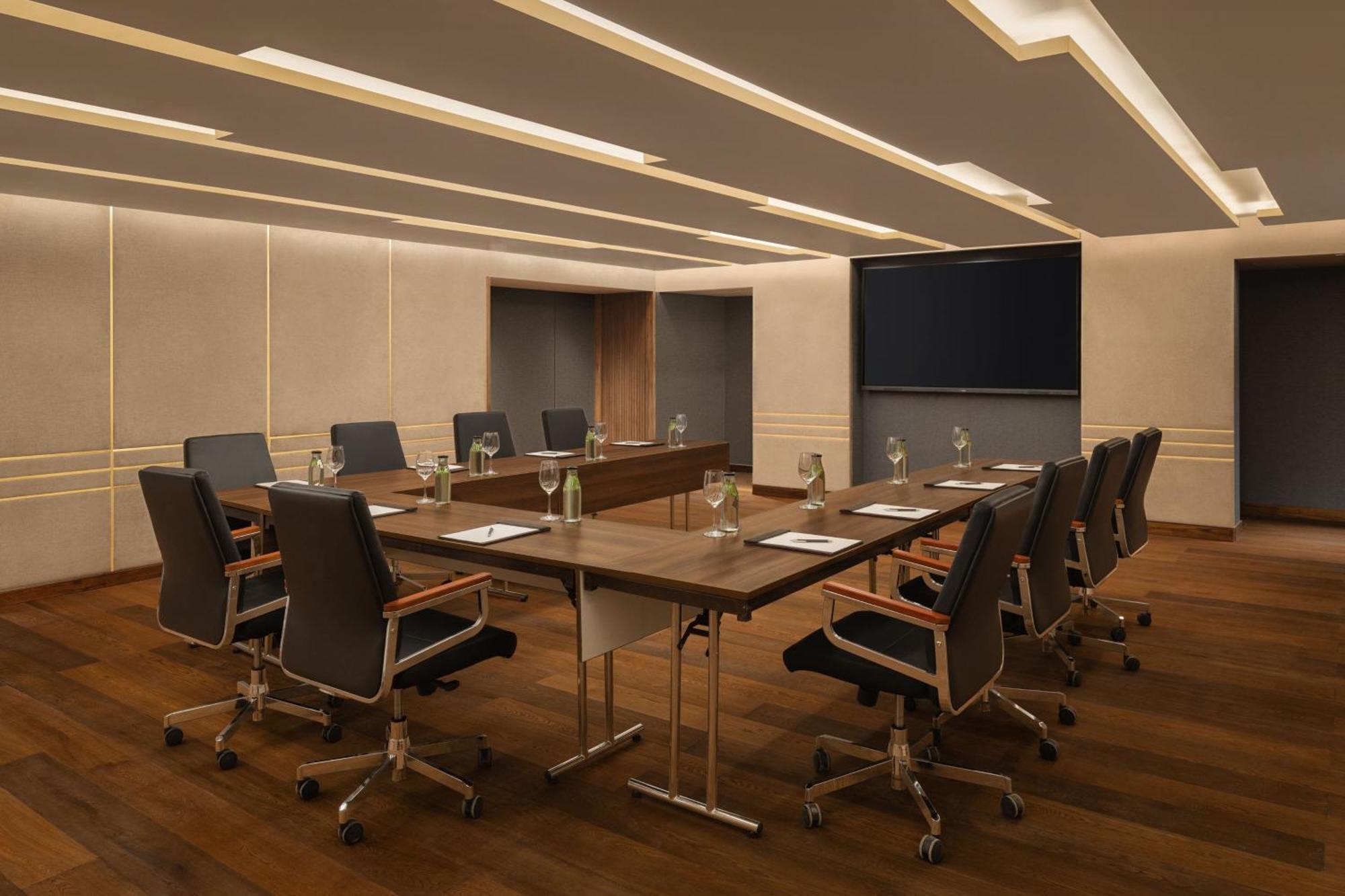 Courtyard By Marriott Tiruchirappalli エクステリア 写真