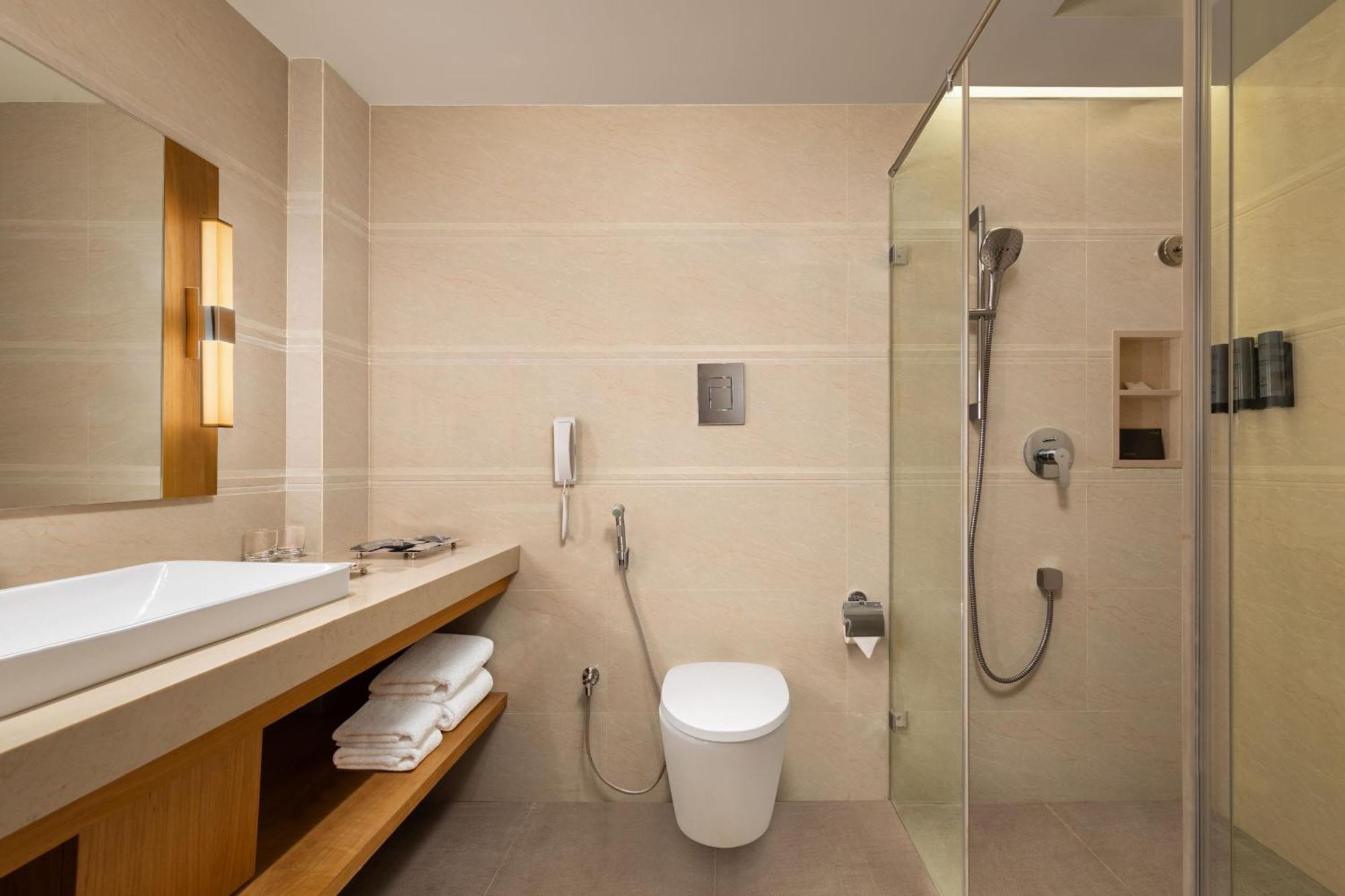 Courtyard By Marriott Tiruchirappalli エクステリア 写真