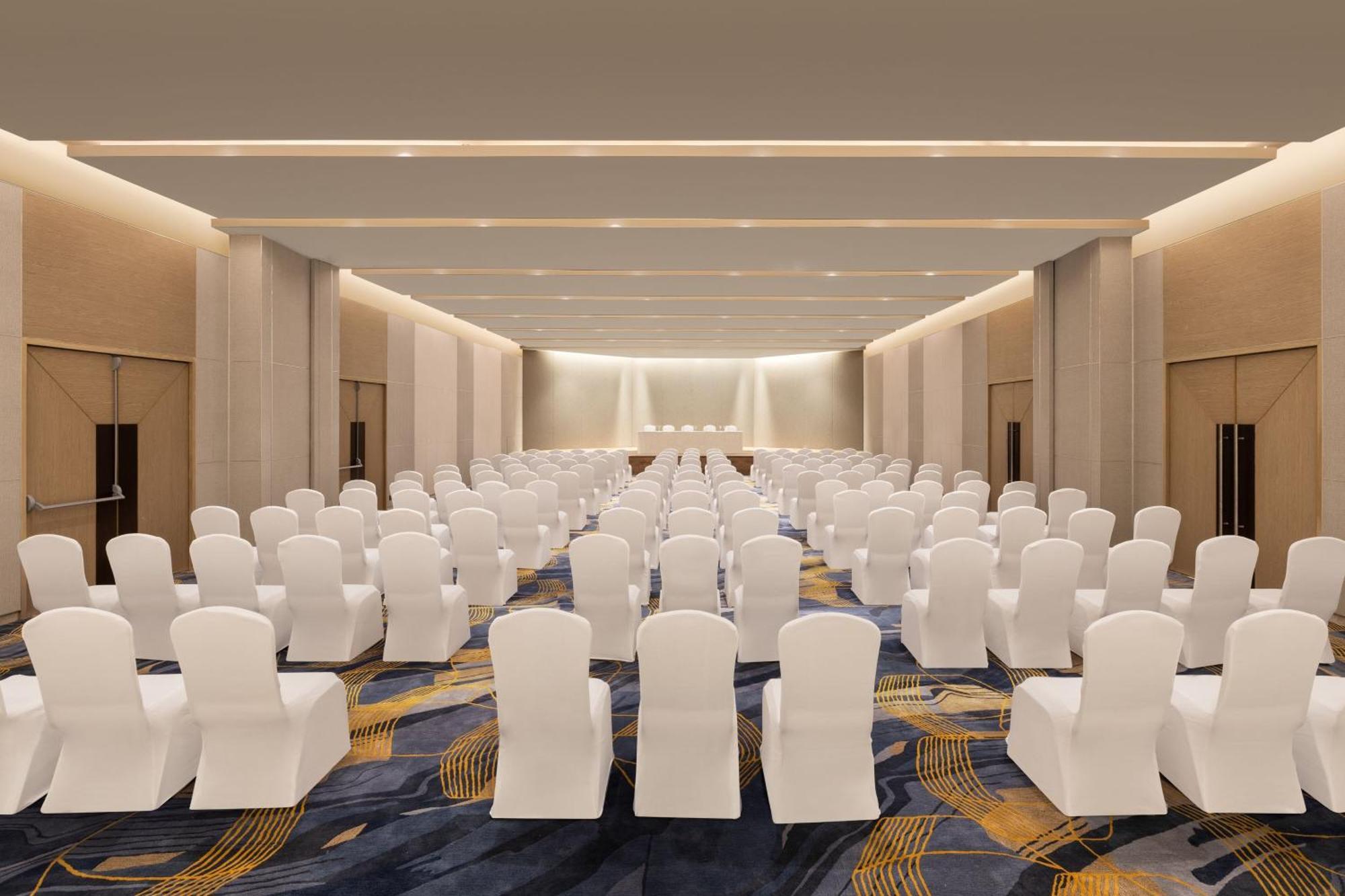 Courtyard By Marriott Tiruchirappalli エクステリア 写真