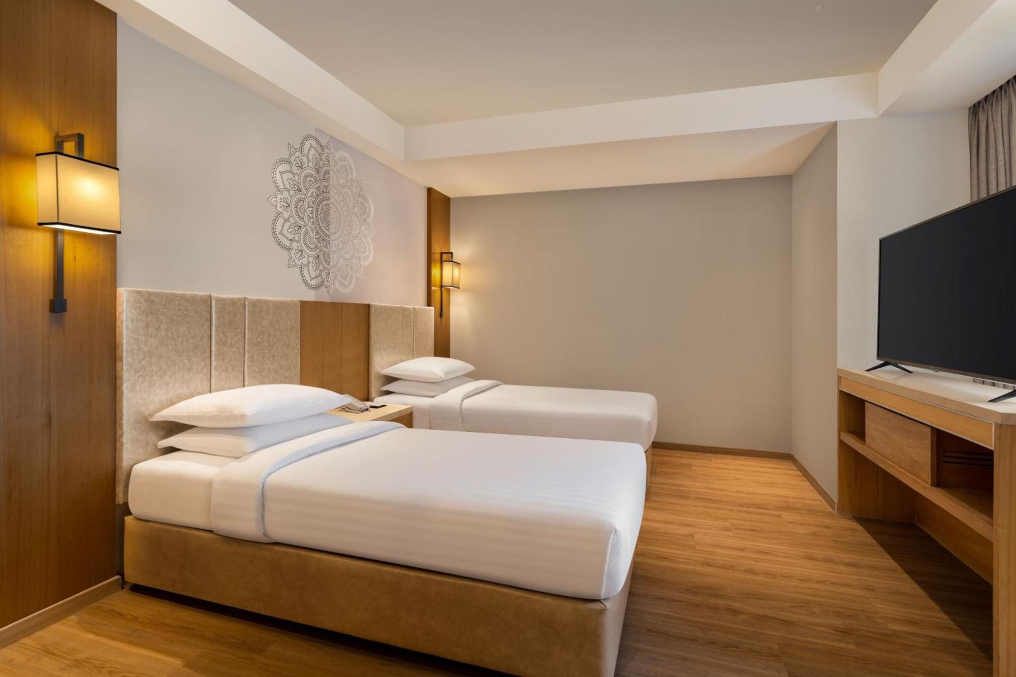 Courtyard By Marriott Tiruchirappalli エクステリア 写真