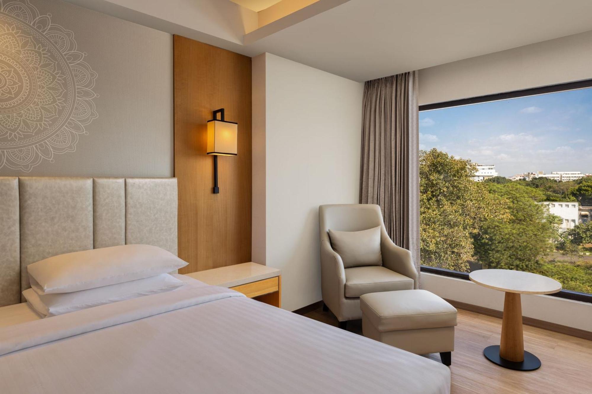 Courtyard By Marriott Tiruchirappalli エクステリア 写真