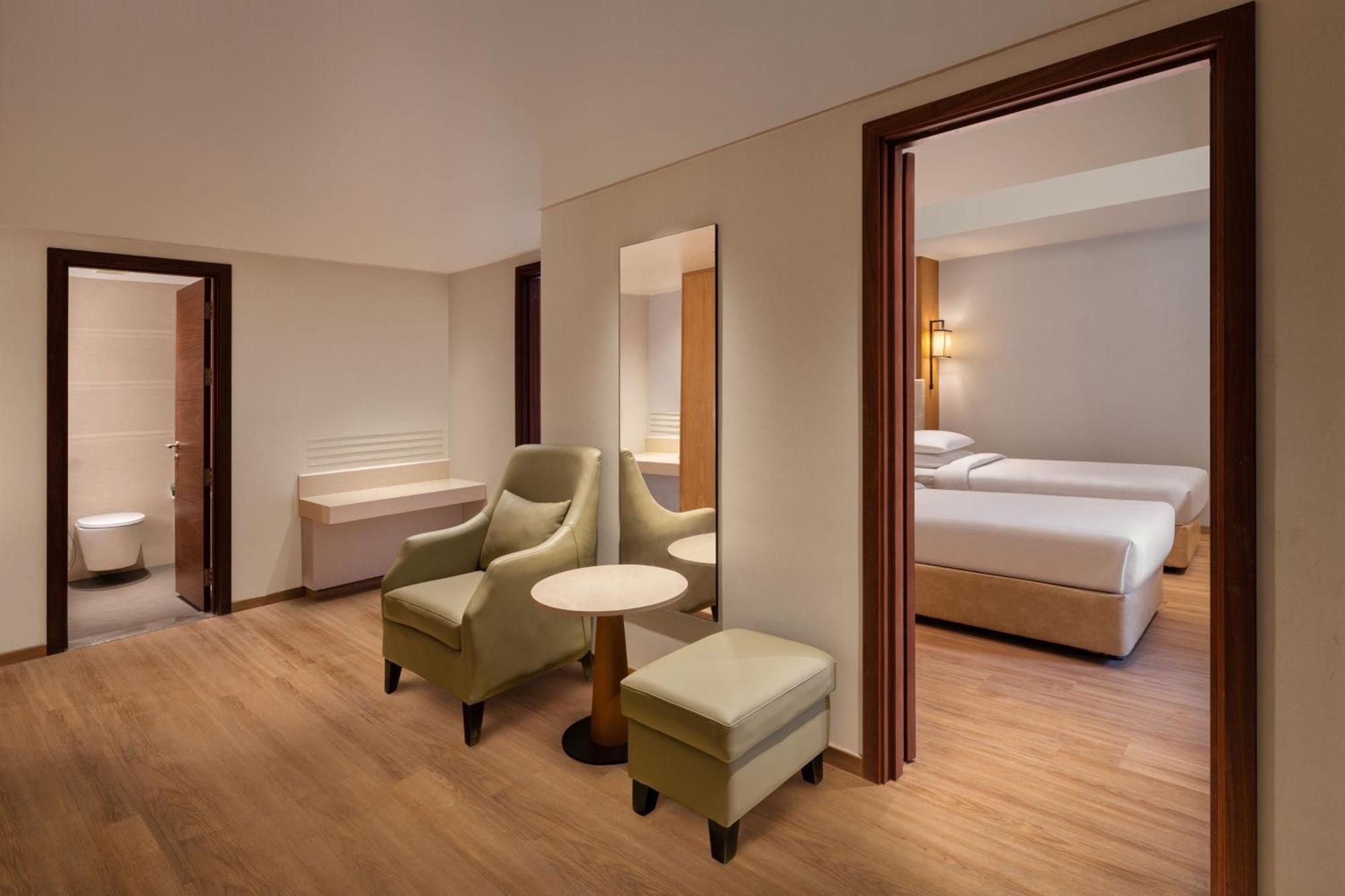 Courtyard By Marriott Tiruchirappalli エクステリア 写真